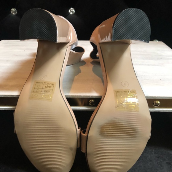 {J.Adams Shoes} 🍭Nude Patent Trinity Block Heels - Picture 5 of 5